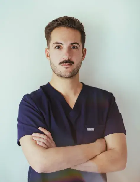 Dr. Jorge Abril, ginecólogo y obstetra en Clínica Abril